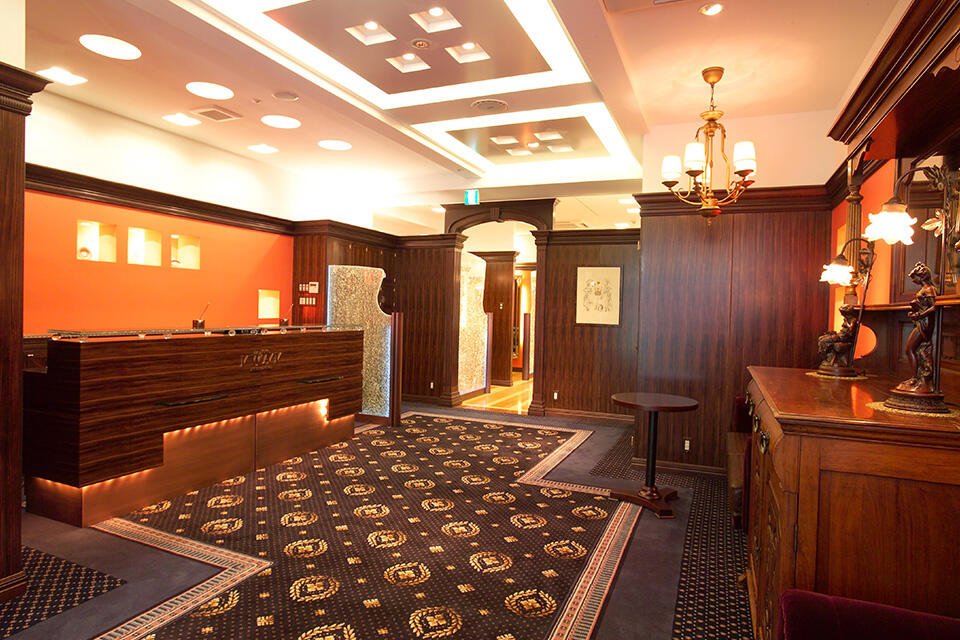 La Mode IWAI international（ラモードイワイインターナショナル）