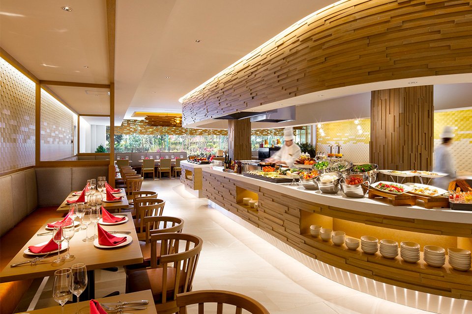 ALL DAY DINING　セリーナ（ホテル日航姫路）