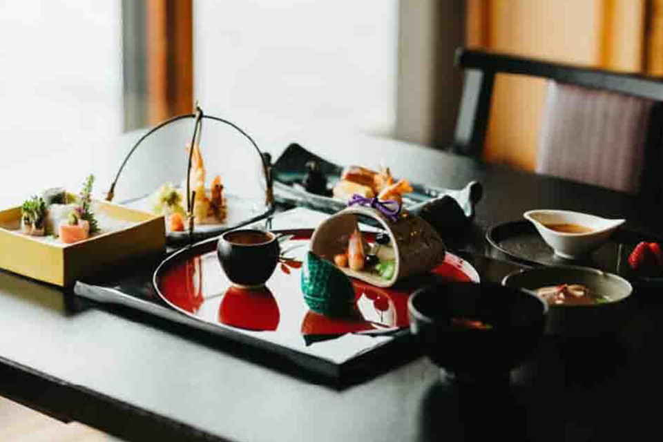 日本料理 とり市